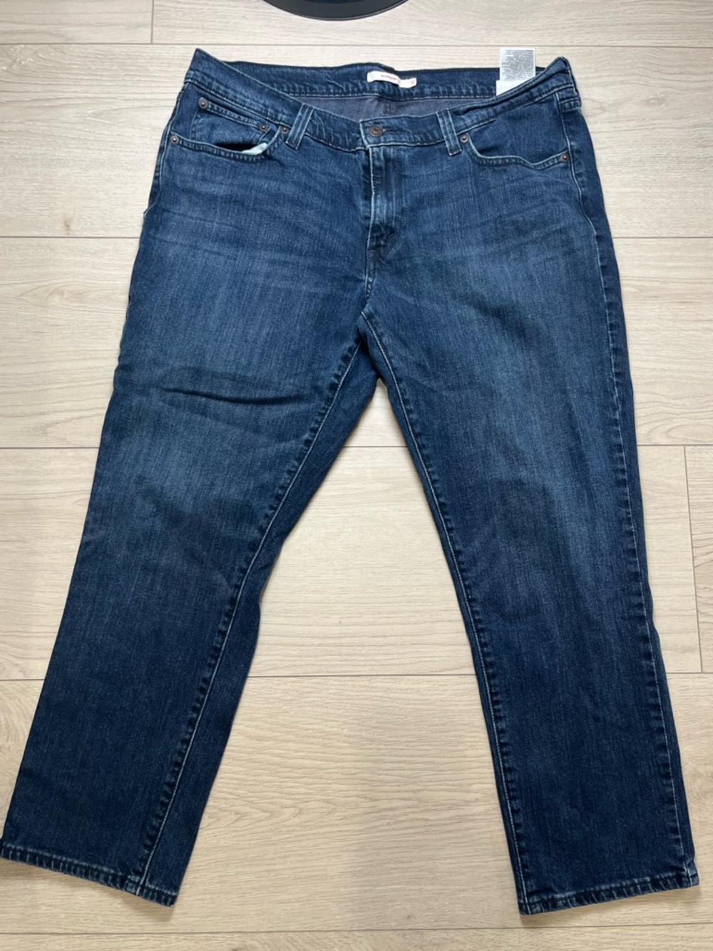 Levi’s Boyfriend Jeans Women’s  Size 32 Cropped Dark Wash PC9-19887-0009